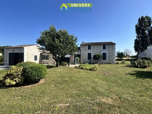 Maison en viager occupé Bouquet 75 000 € 6 pièces 4 chambres 150 m² Gémozac 17260