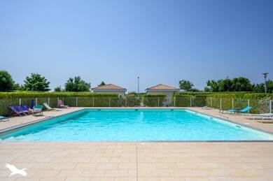 Appartement à vendre 207 717 € 2 pièces 1 chambre 48 m² RDC/1 Clavette 17220