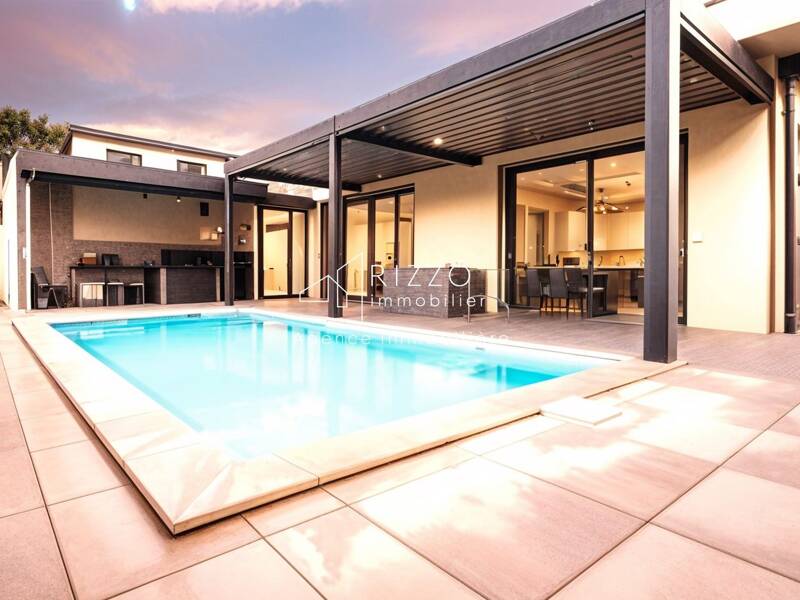 Maison à vendre, 290m², THOIRY