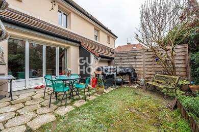 Maison à vendre 520 000 € 5 pièces 4 chambres 118 m² 137 m² de terrain Village Chandon Gennevilliers 92230