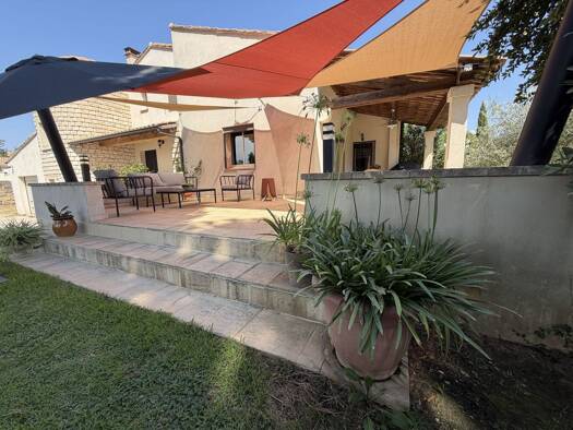 Maison à vendre 739 000 € 6 pièces 4 chambres 155 m² 1 602 m² de terrain Saint-Quentin-la-Poterie 30700