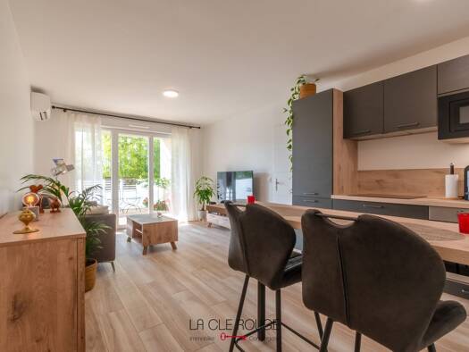Appartement à vendre - Première occupation 290 000 € 2 pièces 1 chambre 40,29 m² 1er étage Cagnes-sur-Mer 06800