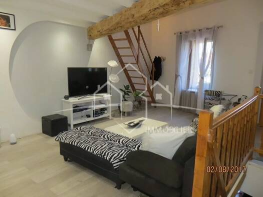 Appartement à louer 550 € 2 pièces 1 chambre 70 m² RDC Beaurepaire 38270