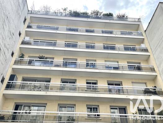 Appartement à vendre 1 140 000 € 4 pièces 2 chambres 104 m² Étage 5/8 Violet Commerce Paris 15ème arrondissement 75015