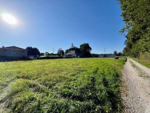 Terrain constructible viabilisé à vendre 25 000 € 486 m² de terrain Demi-Lune Lannemezan 65300
