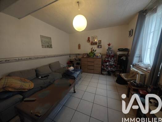 Maison de ville à vendre 78 000 € 4 pièces 3 chambres 63,4 m² 40 m² de terrain Romilly sur Seine-Nord Est Romilly-sur-Seine 10100
