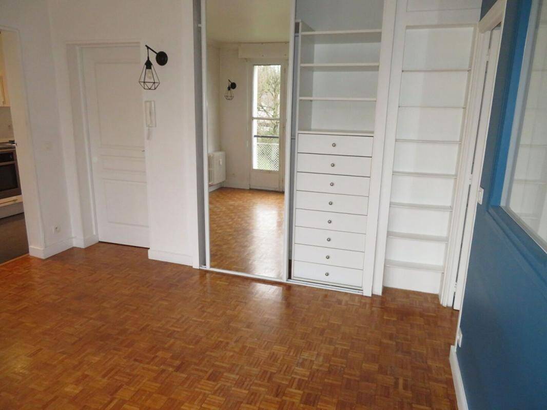 Maison à louer, 40m², SEVRES