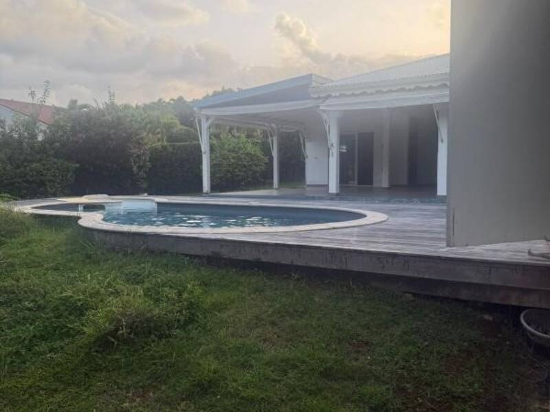 Maison à louer, 94m², BAIE MAHAULT