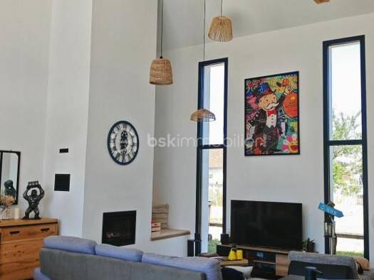 Maison de plain-pied à vendre 367 000 € 6 pièces 5 chambres 148 m² 830 m² de terrain Savigné-sur-Lathan 37340