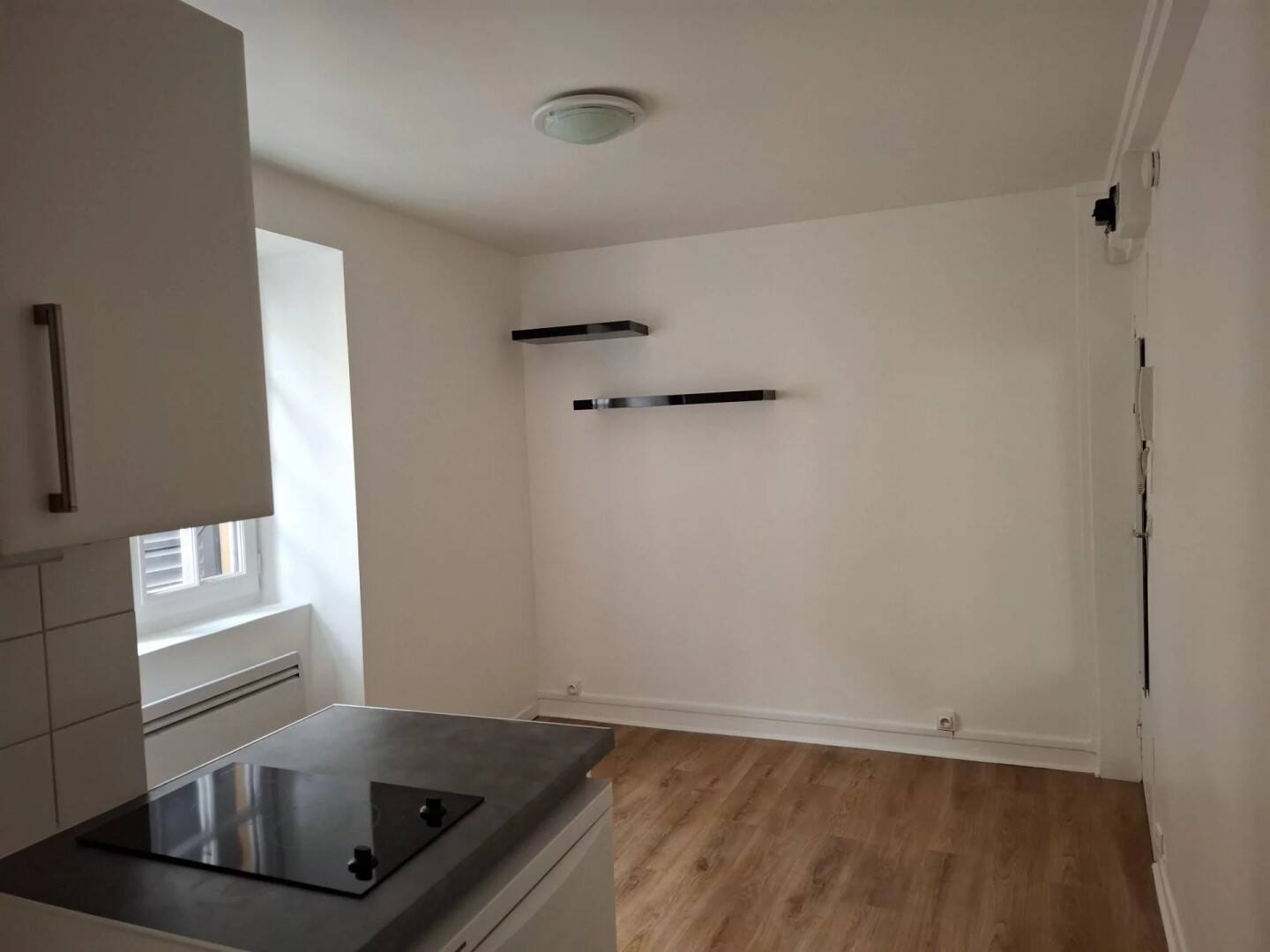 Maison à louer, 12m², VERSAILLES