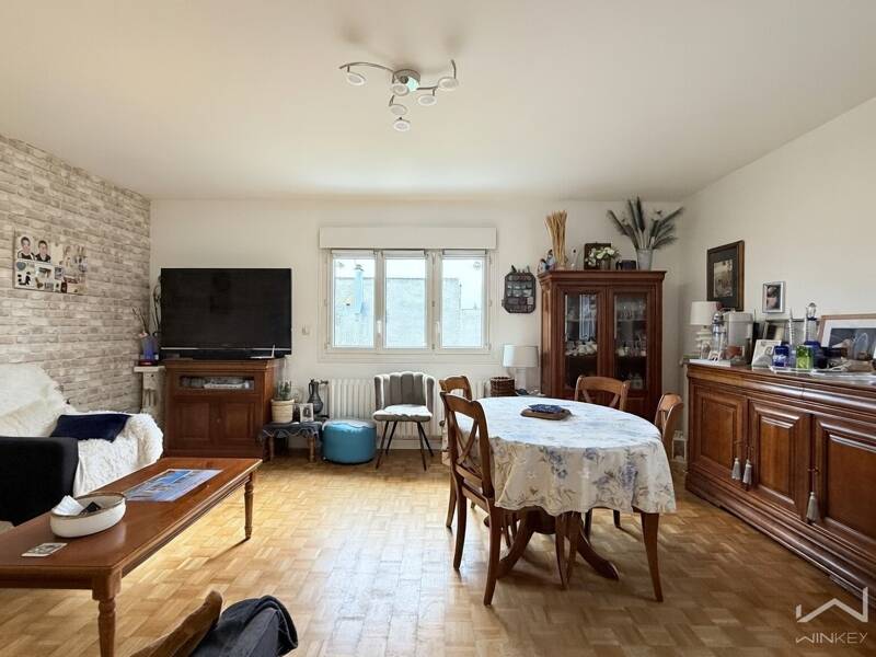 Maison à vendre, 121m², CHARTRES DE BRETAGNE