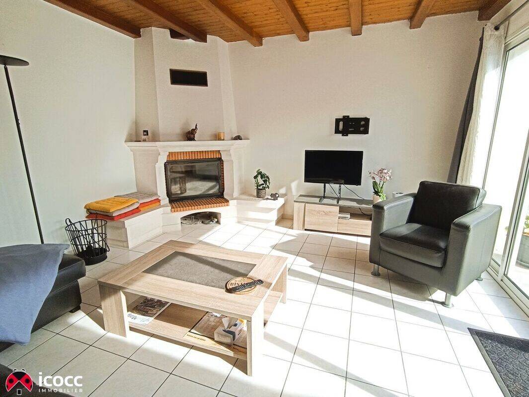 Maison à vendre, 157m², NIEUL LE DOLENT