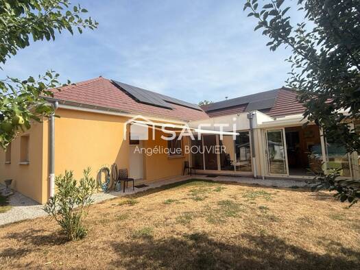 Maison de plain-pied à vendre 395 000 € 5 pièces 3 chambres 195 m² 977 m² de terrain Mont-sous-Vaudrey 39380