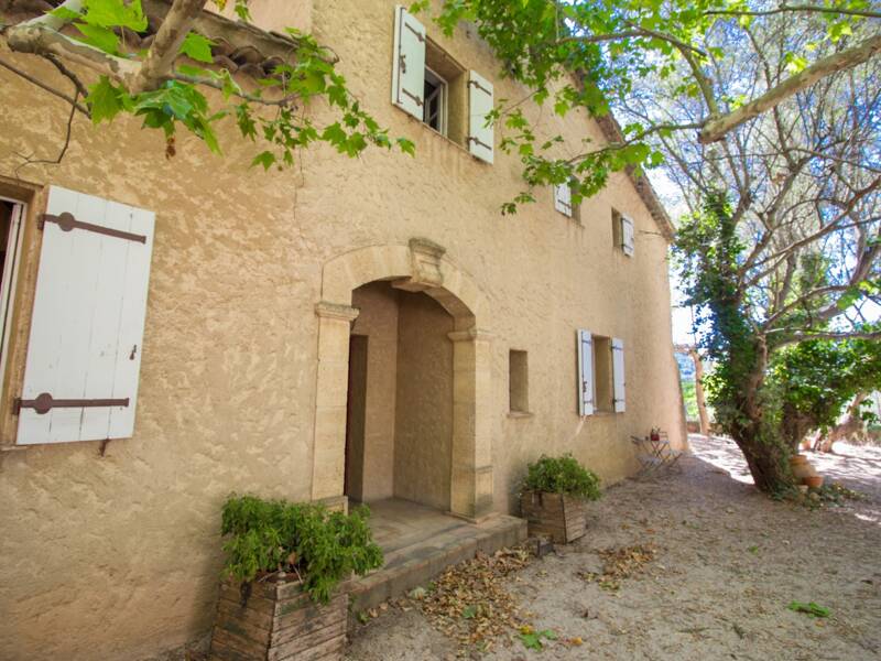 Maison à vendre, 399m², LE REVEST LES EAUX