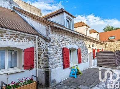 Maison de ville à vendre 239 500 € 5 pièces 3 chambres 105 m² 43 m² de terrain Bruyères-le-Châtel 91680
