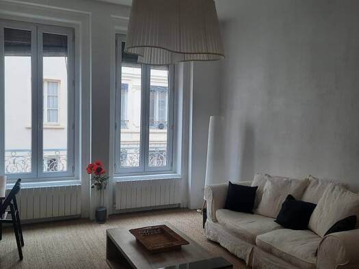 Appartement à louer 1 013 € 1 pièce 46,5 m² 2ème étage Brotteaux Lyon 6ème arrondissement 69006