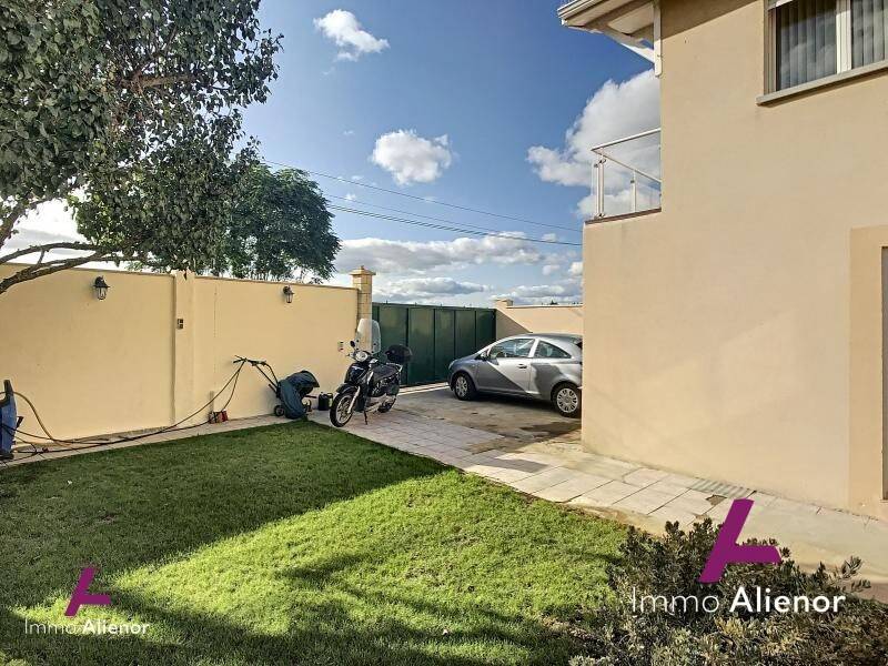 Maison à louer, 197m², BRUGES