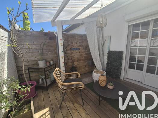 Maison de ville à vendre 239 000 € 2 pièces 1 chambre 48 m² 124 m² de terrain Caudéran Bordeaux 33200