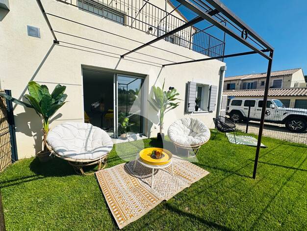 Appartement à vendre 279 000 € 3 pièces 2 chambres 67 m² RDC Pertuis 84120