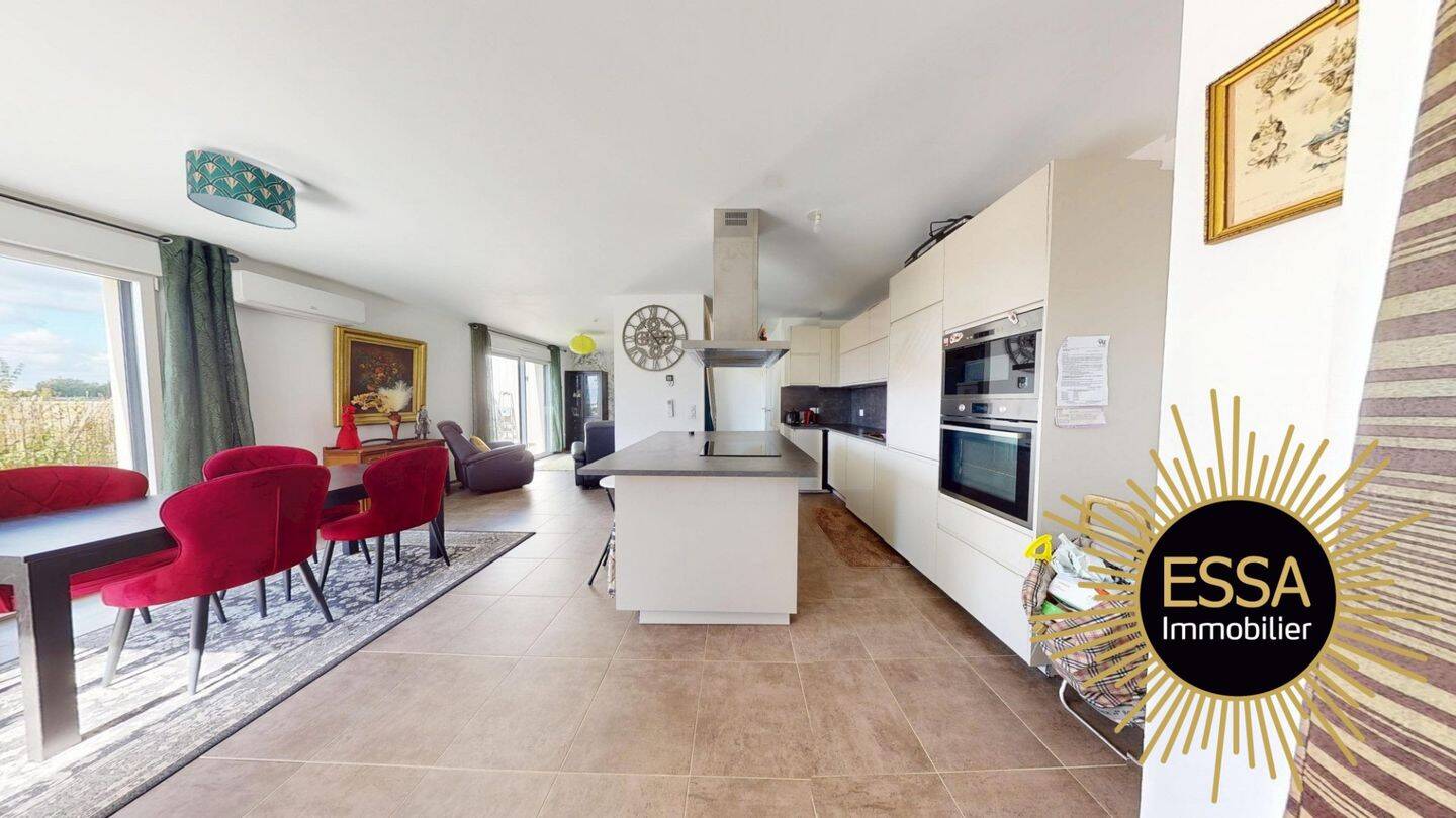 Maison à vendre, 96m², TOUSSUS LE NOBLE
