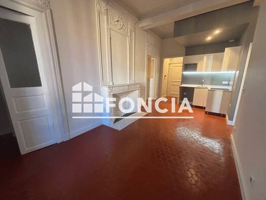 Appartement à louer 900 € 3 pièces 2 chambres 54,7 m² Étage 2/5 Secteur Sauvegarde Grasse 06130