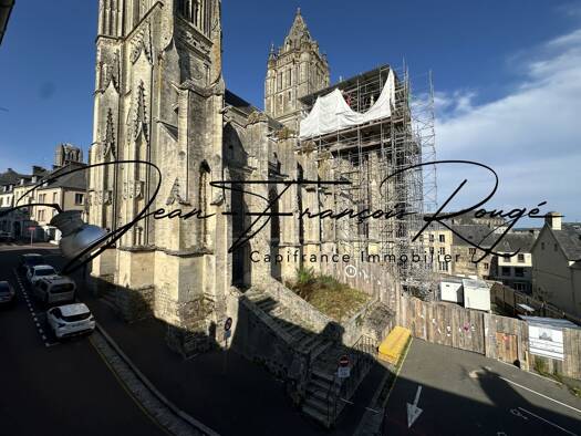 Duplex à vendre 169 900 € 3 pièces 2 chambres 72 m² Étage 4/4 Centre Ville Coutances 50200