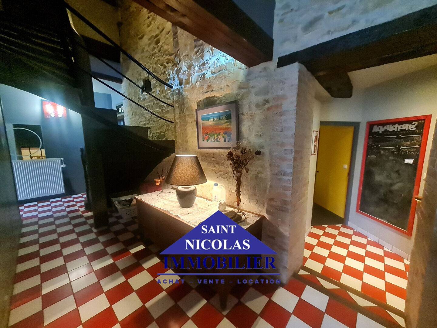 Maison à vendre, 202m², MARTIGNE FERCHAUD
