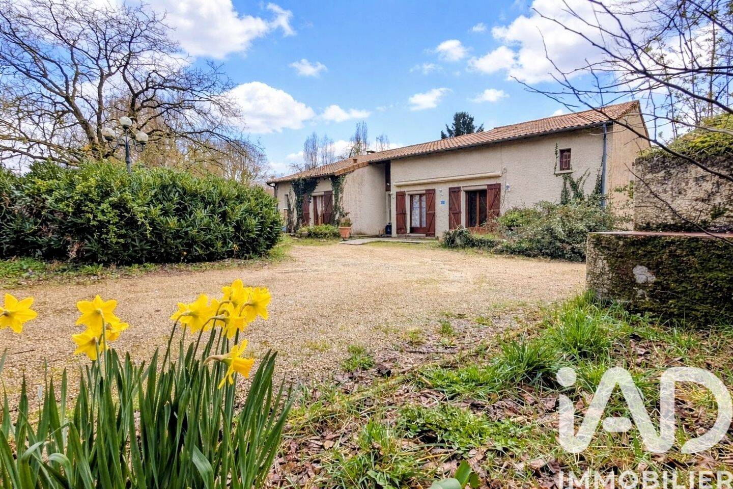 Maison à vendre, 175m², SAINT JULIEN L'ARS
