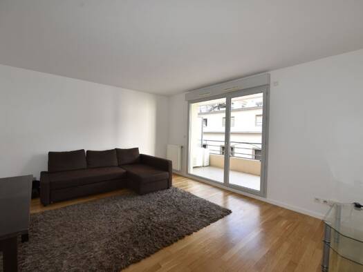 Appartement à louer 950 € 2 pièces 1 chambre 46 m² Étage 3/6 Préfecture Liberté Lyon 3ème arrondissement 69003