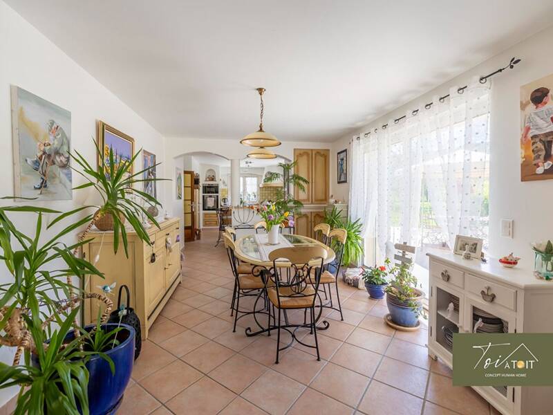 Maison à vendre, 211m², CHABOTTES