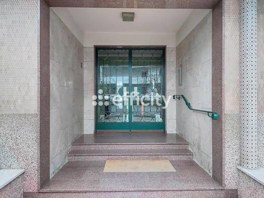 Appartement à vendre 151 000 € 1 pièce 25,34 m² RDC/6 Plaisance-Boulevard de Strasbourg Nogent-sur-Marne 94130