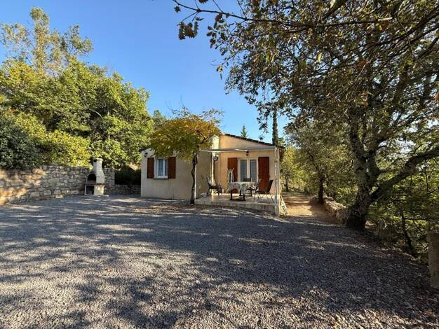 Maison de plain-pied à vendre 289 000 € 4 pièces 3 chambres 80 m² 4 130 m² de terrain Payzac 07230