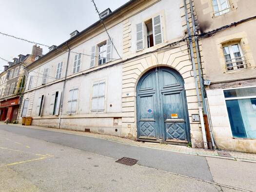 Immeuble à vendre 399 000 € 548 m² Saint Martin-Saint Etienne Nevers 58000