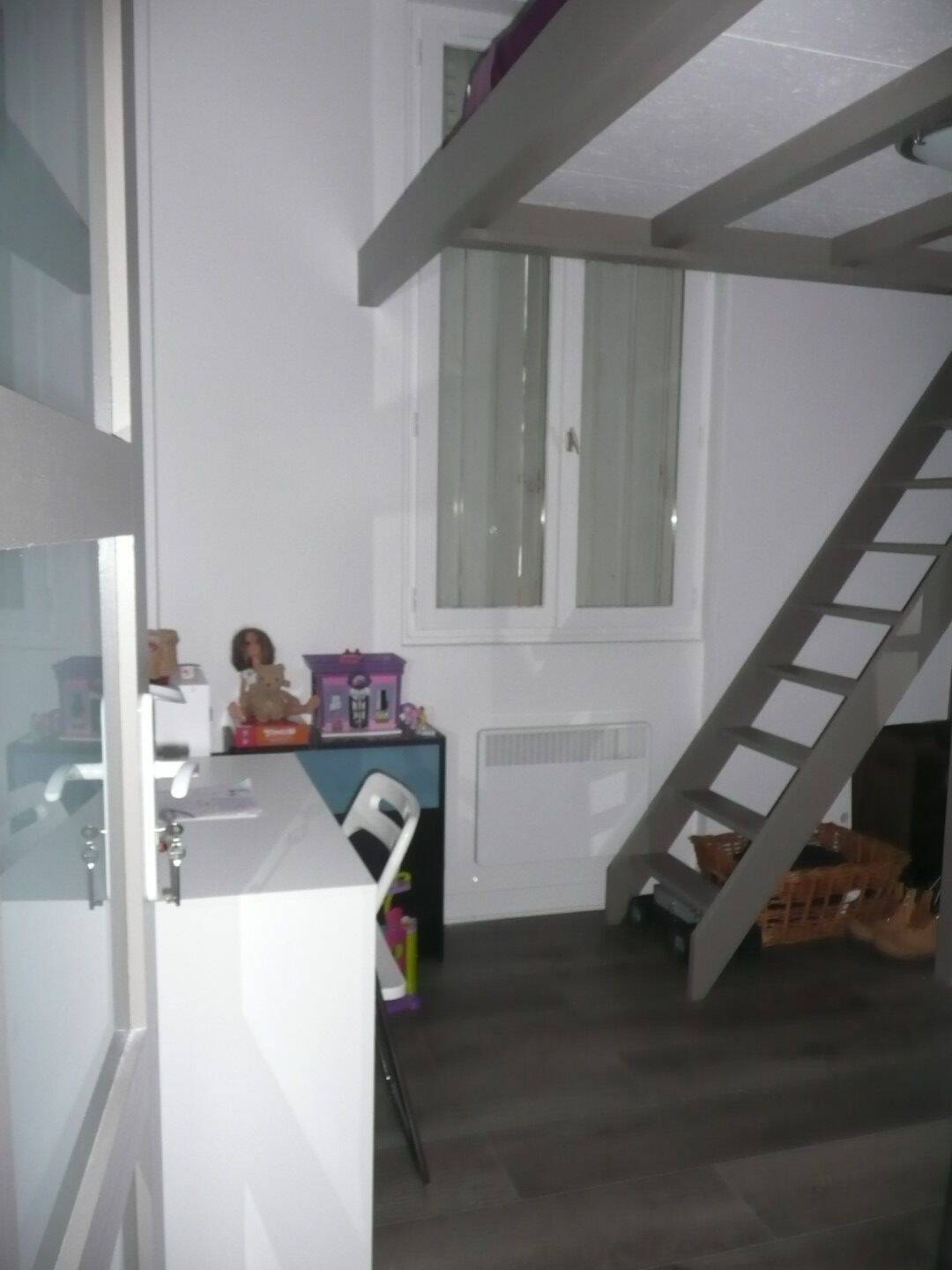 Maison à louer, 24m², CLICHY