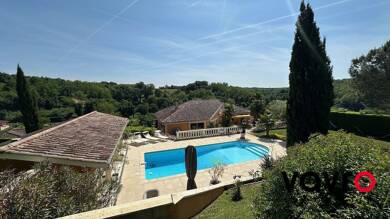 Maison à vendre 895 000 € 10 pièces 4 chambres 270 m² 4 429 m² de terrain Reyrieux 01600