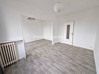 Appartement à louer 1 400 € 3 pièces 2 chambres 69 m² Étage 2/3 L'Ile de la Roche Le Perreux-sur-Marne 94170