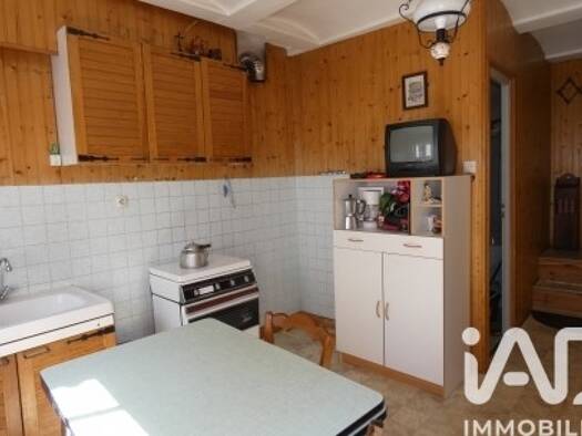 Maison de ville à vendre 33 000 € 4 pièces 1 chambre 42 m² Langeac 43300