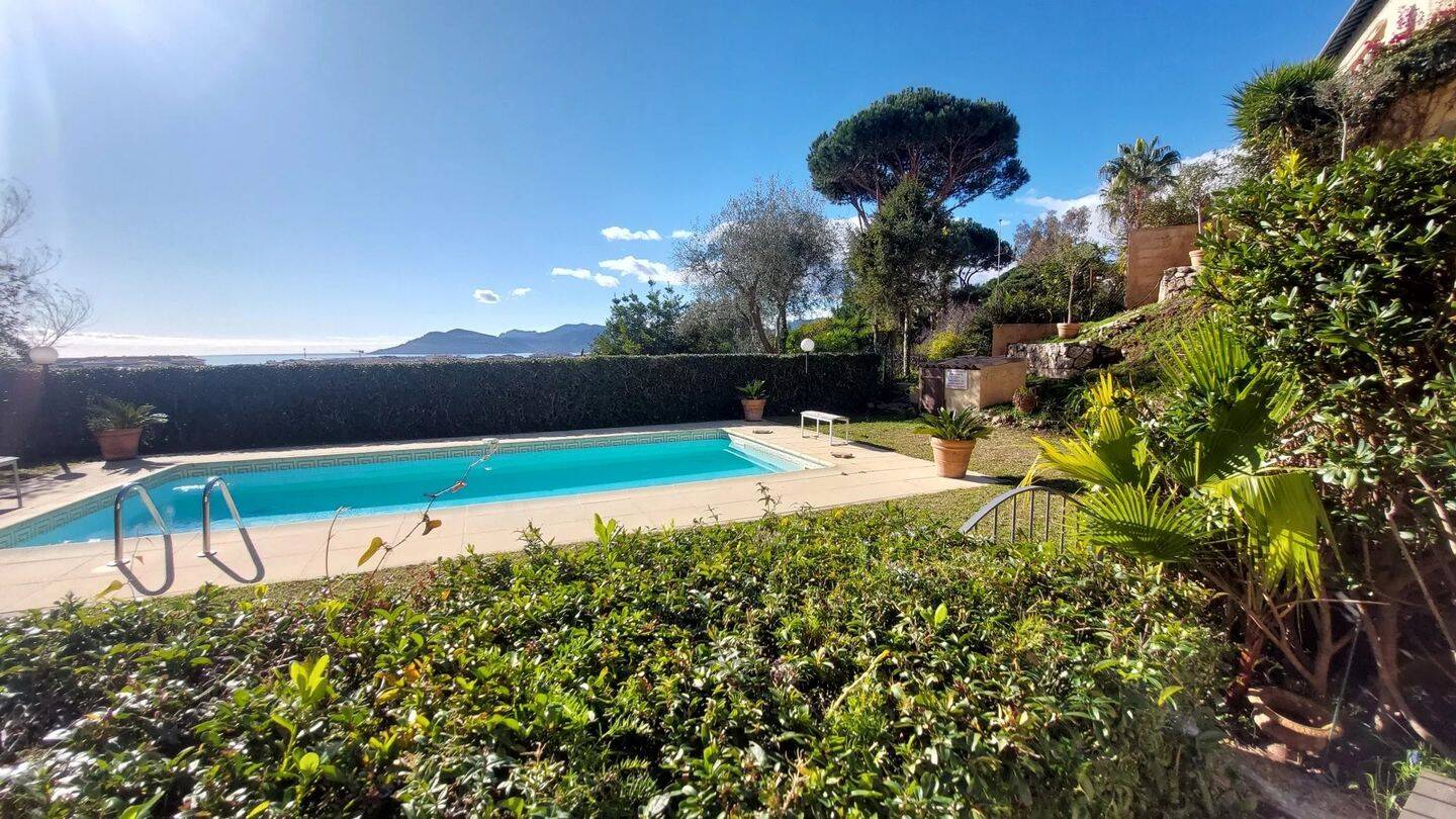 Maison à louer, 54m², CANNES