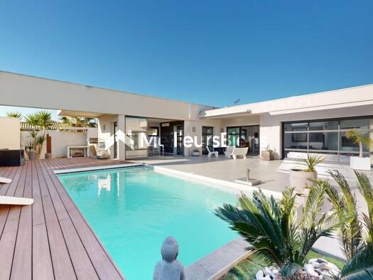 Villa à vendre 696 000 € 5 pièces 4 chambres 200 m² Le Soler 66270