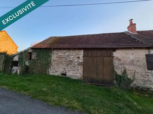 Parking à vendre 26 500 € Échassières 03330