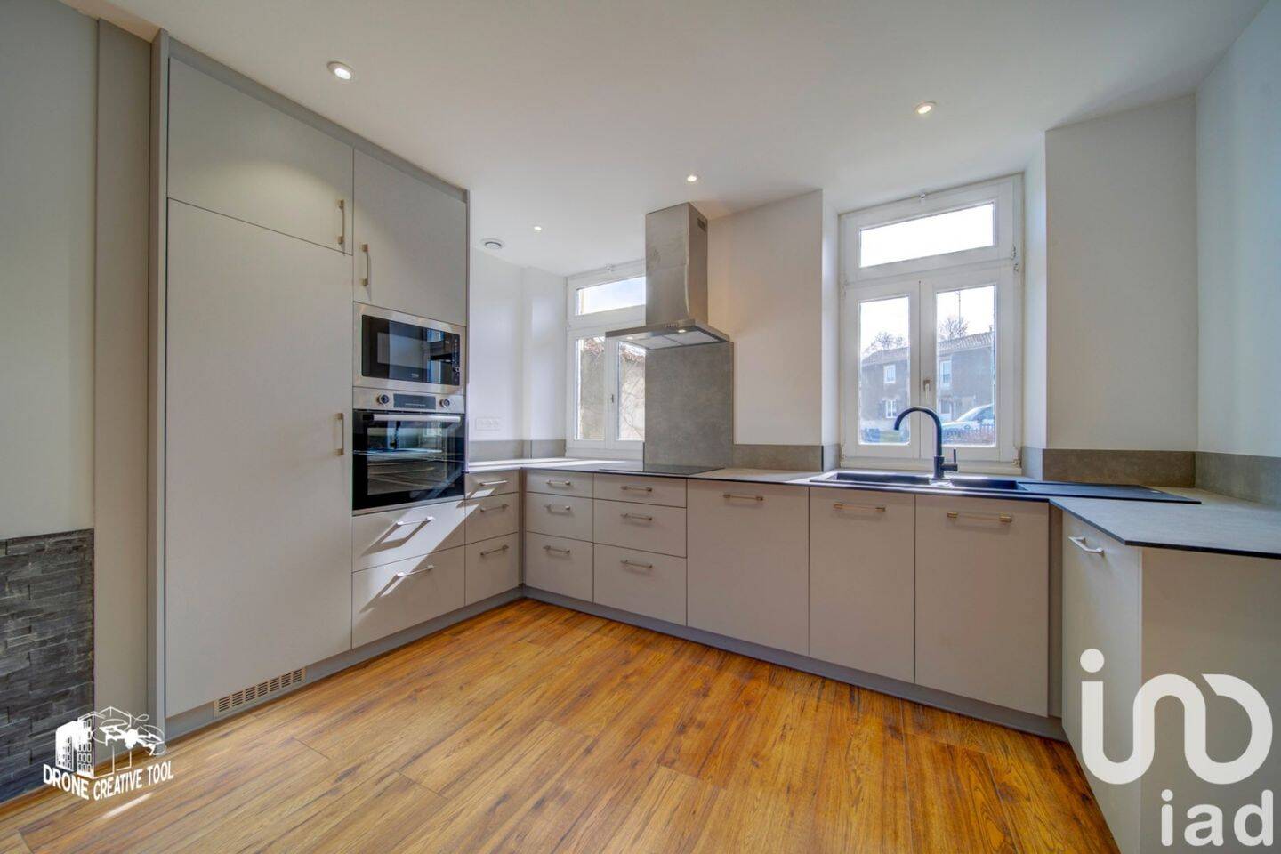 Maison à vendre, 306m², MONTOY FLANVILLE