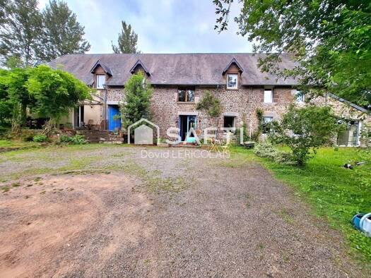 Maison à vendre 290 000 € 10 pièces 5 chambres 244 m² 4 736 m² de terrain Lengronne 50450