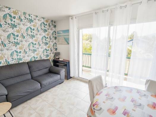 Appartement à vendre 188 000 € 2 pièces 1 chambre 42 m² 1er étage Cambo-les-Bains 64250