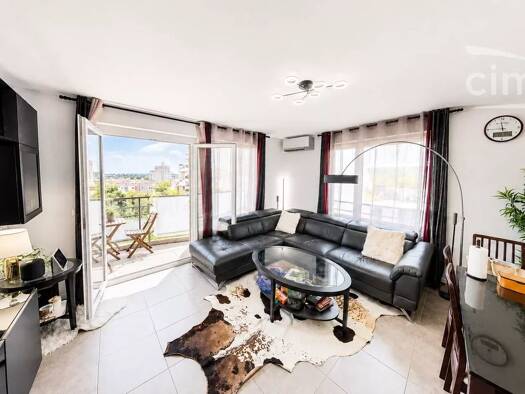 Appartement à vendre 289 000 € 4 pièces 3 chambres 81,53 m² Étage 3/5 Cusset Villeurbanne 69100