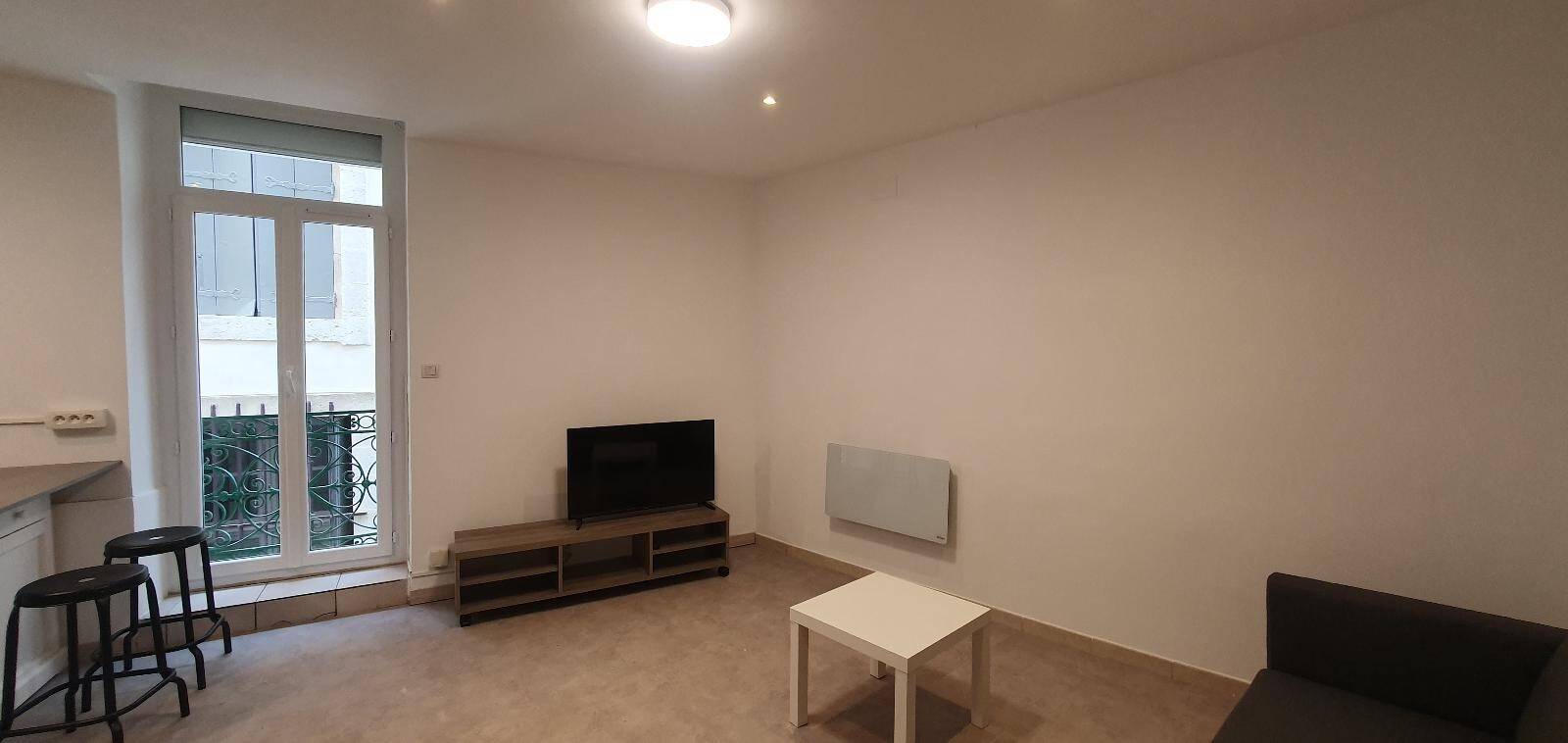 Maison à louer, 37m², BEZIERS