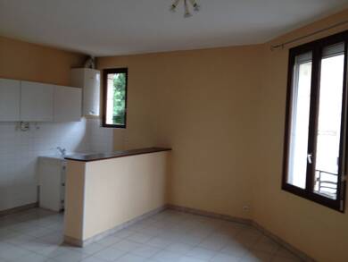 Appartement à louer 480 € 2 pièces 1 chambre 47 m² La Ferte Saint Aubin 45240
