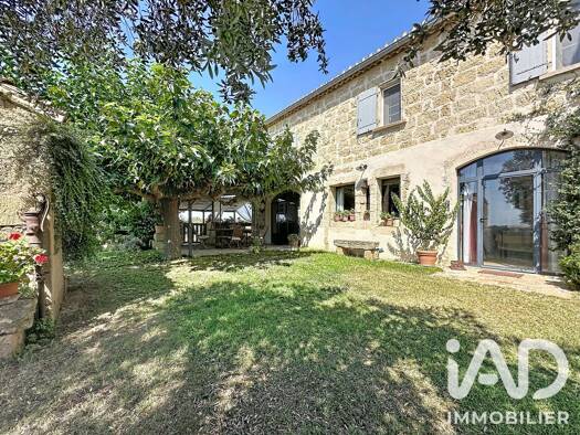 Mas à vendre 780 000 € 5 pièces 3 chambres 170 m² 2 649 m² de terrain Gallician-Montcalm-Les Écarts Vauvert 30600