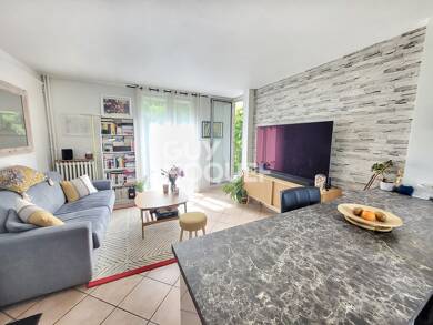 Appartement à vendre 245 000 € 2 pièces 1 chambre 41 m² Étage 2/3 La Jonchère-Les Sablons La Celle Saint Cloud 78170