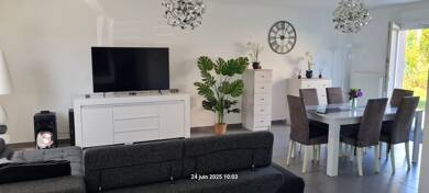 Maison à louer 1 335 € 5 pièces 3 chambres 105 m² Bertrange 57310