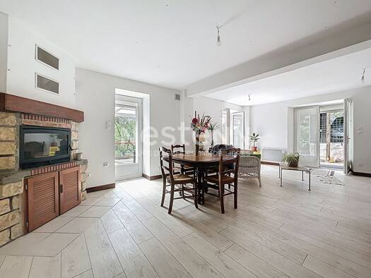 Maison à vendre 134 375 € 4 pièces 3 chambres 149 m² 978 m² de terrain Beynat 19190